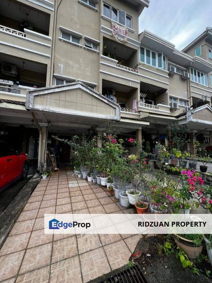 Renovated Duplex Townhouse Sri Mahligai, Section 9 Shah Alam FOR SALE, Selangor, Shah Alam