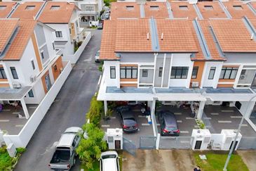 Jalan Setia Permai U13/41E