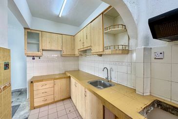 Astana Alam Apartment