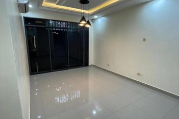 Crescent Park Townvilla