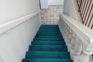 Taman Lembah Keramat AU5