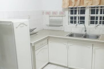 Taman Lembah Keramat AU5