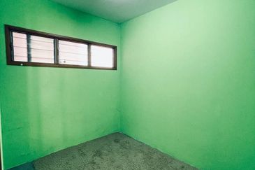 Johan Court Flat @ Alam Perdana