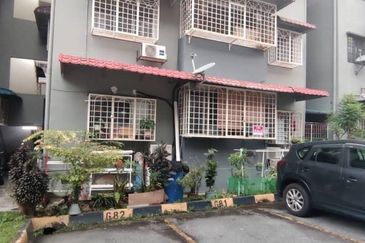 Putra Indah Condominium