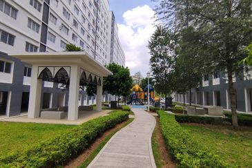 Simfoni Apartment @ Eco Majestic (Rumah Selangorku)