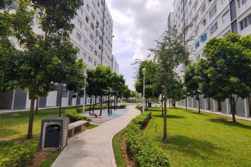 Simfoni Apartment @ Eco Majestic (Rumah Selangorku)