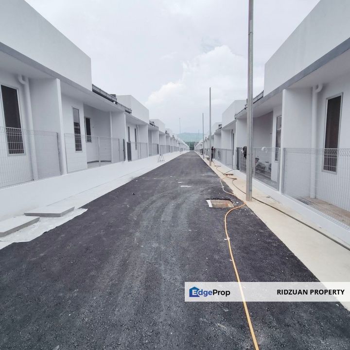 Freehold Teres Setingkat @ J2 Residence Jenderam Hilir FOR SALE , Selangor, Dengkil