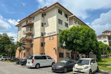 Apartment Teratai, Taman Sutera