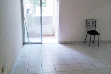 Apartment Teratai, Taman Sutera