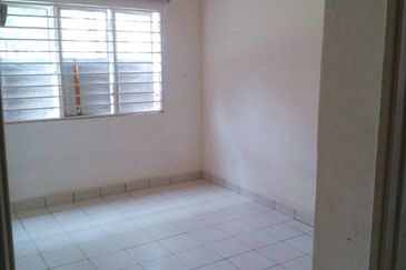 Apartment Teratai, Taman Sutera