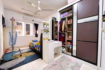 De Bayu Apartment @ Setia Alam