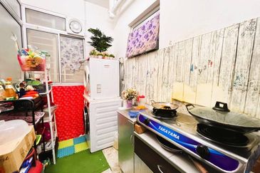 De Bayu Apartment @ Setia Alam