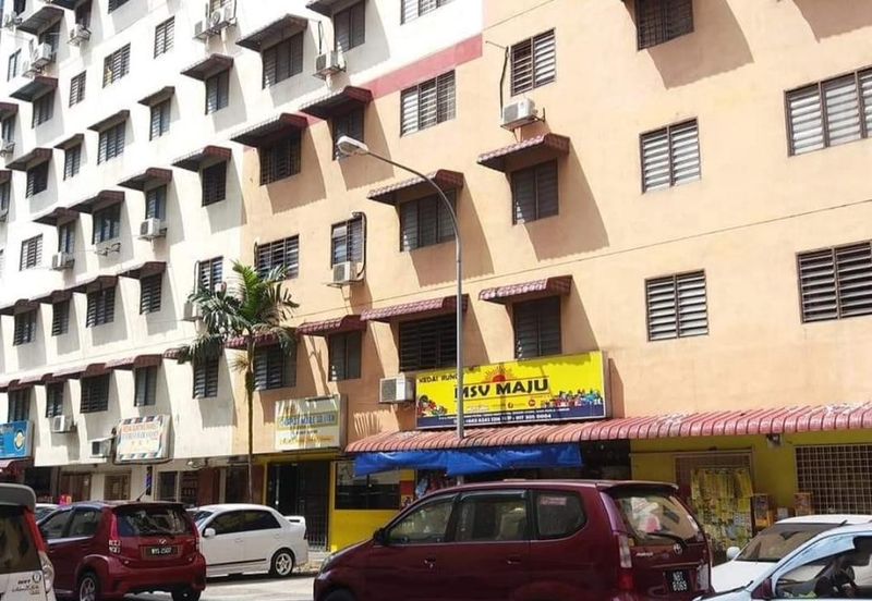 Aman Putra Apartment