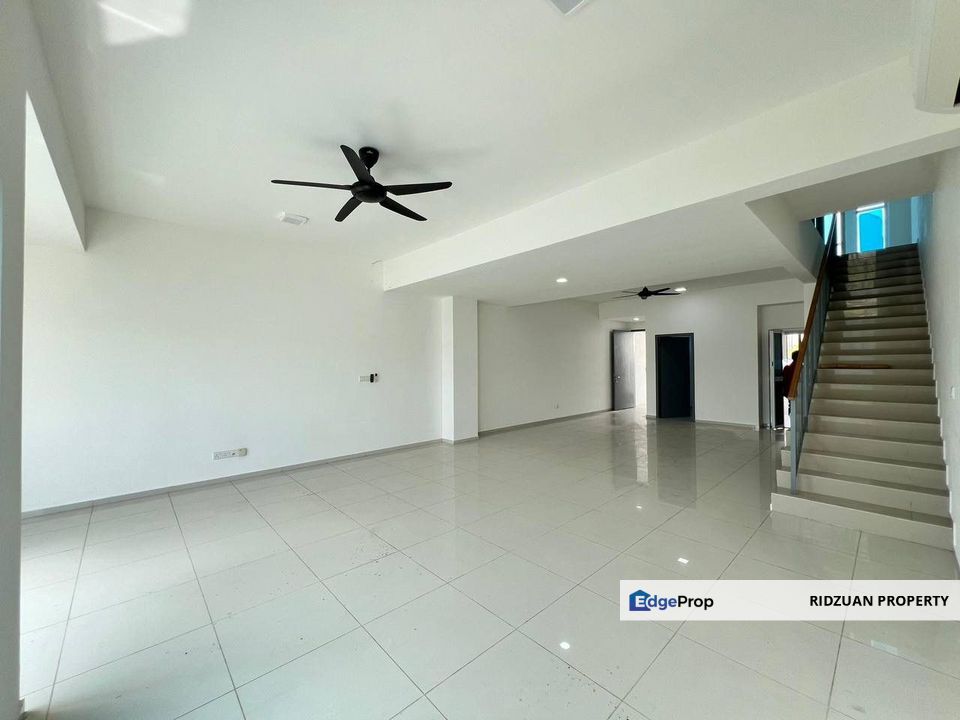 New Brand Double Storey Terrace Casawood Type B Cybersouth Cyberjaya FOR SALE , Selangor, Cyberjaya