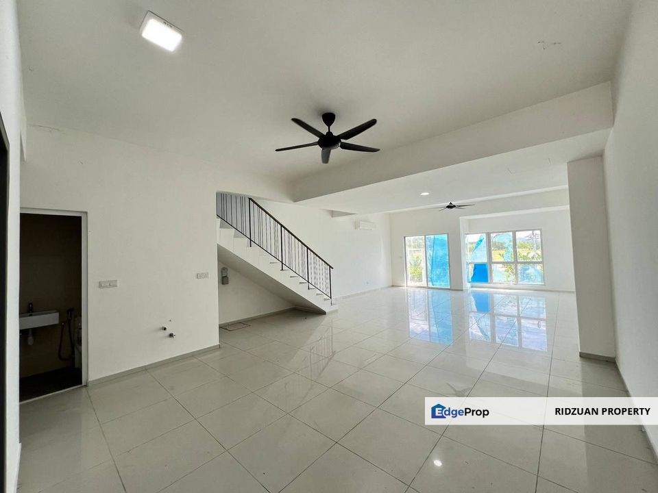 New Brand Double Storey Terrace Casawood Type B Cybersouth Cyberjaya FOR SALE , Selangor, Cyberjaya