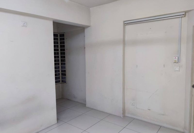 Calisa M @ Calisa Residences