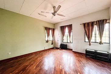 TAMAN OLIVE HEIGHTS (TAMAN ANGSANA)