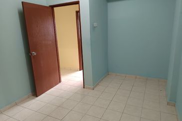 Pangsapuri Damai Mewah B