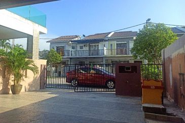 DOUBLE STOREY TERRACE SG PELEK SEPANG SELANGOR FOR SALE  