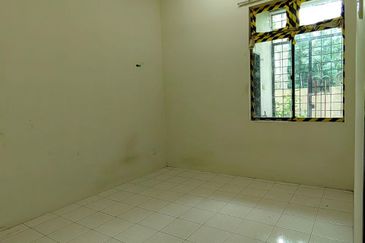 Jalan Warisan Megah 1/8