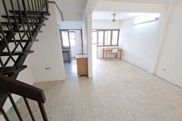 Dahlia Apartment, Pandan Indah