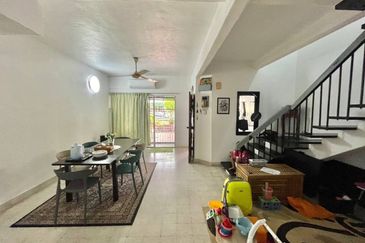 2 Storey Terrace Taman Setiawangsa KL FOR SALE  