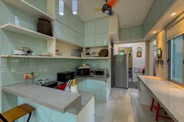 Symphony Hills Schumann