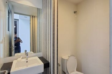 Centrio SoHo @ Pantai Hillpark