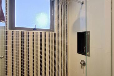 Centrio SoHo @ Pantai Hillpark