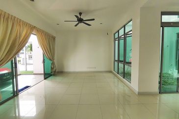 Charms of Nusantara, Setia Eco Glades