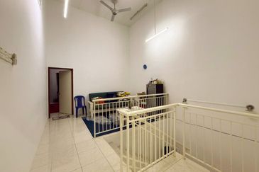 Jalan Putra Perdana 6/6