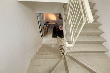 Jalan Putra Perdana 6/6