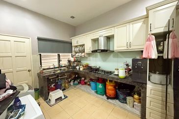 Jalan Putra Perdana 6/6