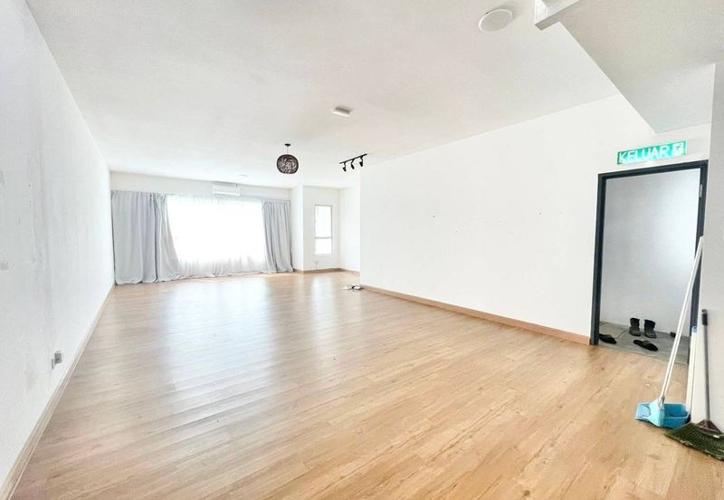 Brighton @ Eco Majestic