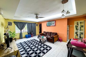 Apartment Saujana, Damansara Damai FOR SALE  