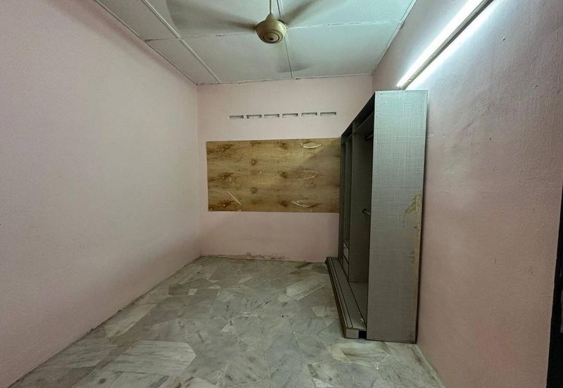 Taman Dato Hormat, Telok Panglima Garang