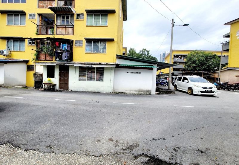 Flat PKNS AU3 (Blok 1 - 6)