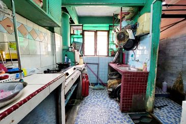 Flat PKNS AU3 (Blok 1 - 6)