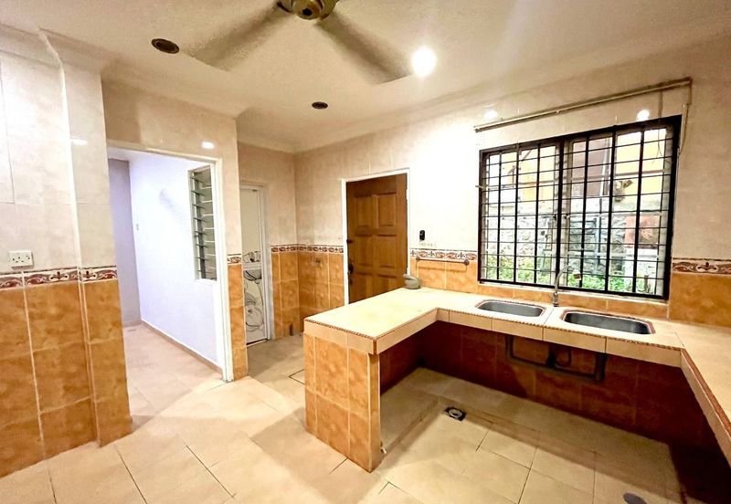 Bandar Tun Hussein Onn