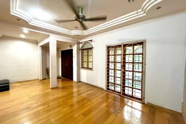 Bandar Tun Hussein Onn