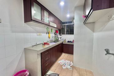 Pangsapuri Saujana, Gombak