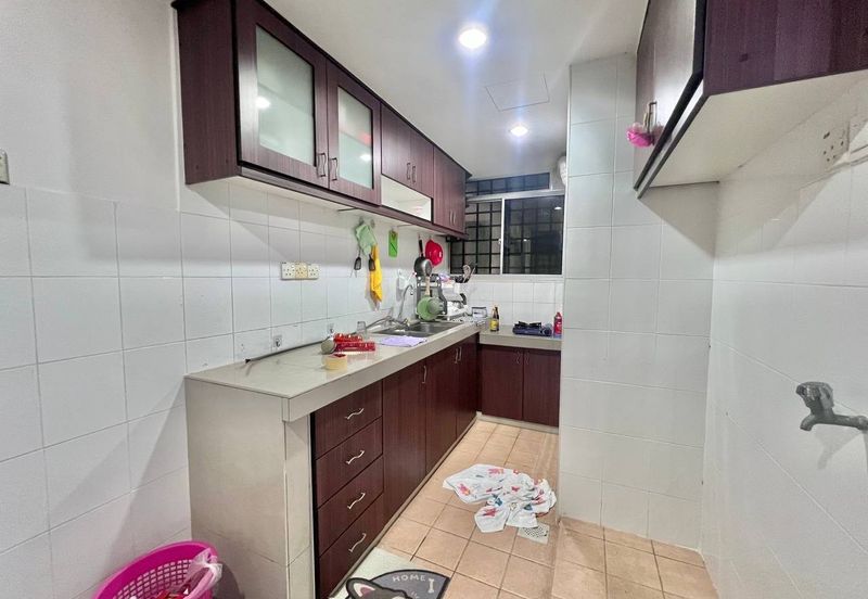 Pangsapuri Saujana, Gombak