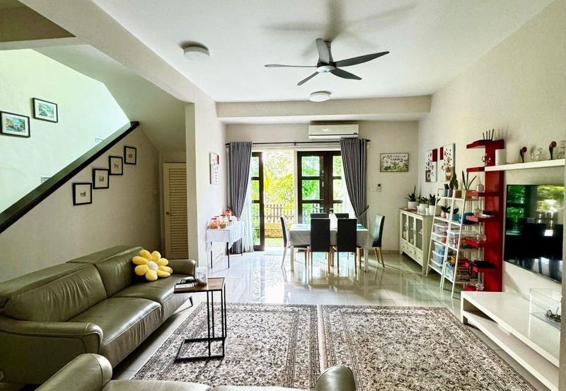 Avenue 6, Bandar Tun Hussein Onn