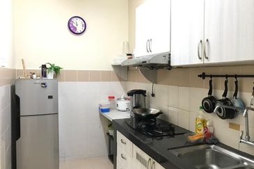 Residensi Bistaria, Ukay Bistari