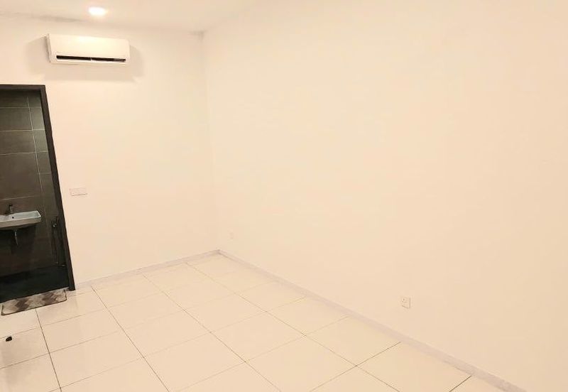 The Valleys @ SkySierra