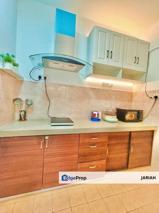 Seri Pinang Apartment Taman Bukit Serdang Seri Kembangan Fully Renovated and Fully Furnished Unit For Sale, Selangor, Seri Kembangan