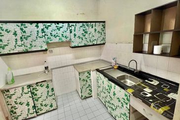 Emerald Hill, Taman Bukit Indah