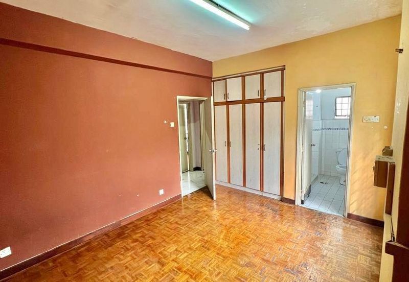 Emerald Hill, Taman Bukit Indah