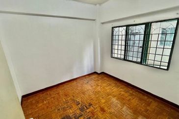 Emerald Hill, Taman Bukit Indah