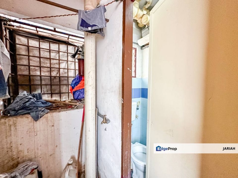 Pangsapuri Baiduri Bandar Tasik Kesuma Semenyih For Sale, Selangor, Beranang